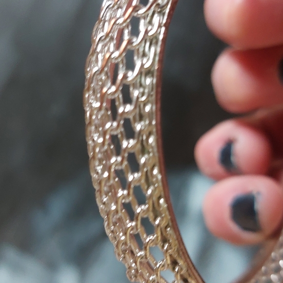 Silver bangle - Picture 3 of 4